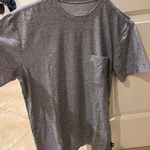 Vineyard Vines Men Island T shirt - blue and white stripes size small